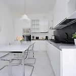 Gasthuis La Casa Di Flavia 4*