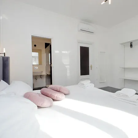 招待所 La Casa Di Flavia 4*